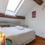 아파트 Elegante Mansarda Tra Navigli E Via Tortona 밀라노