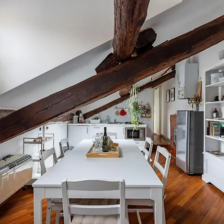 Elegante Mansarda Tra Navigli E Via Tortona Apartman Milánó